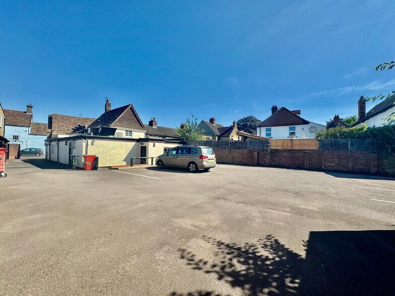 Huntingdon St, St Neots à vendre - Photo de l’immeuble – Image 2 sur 13