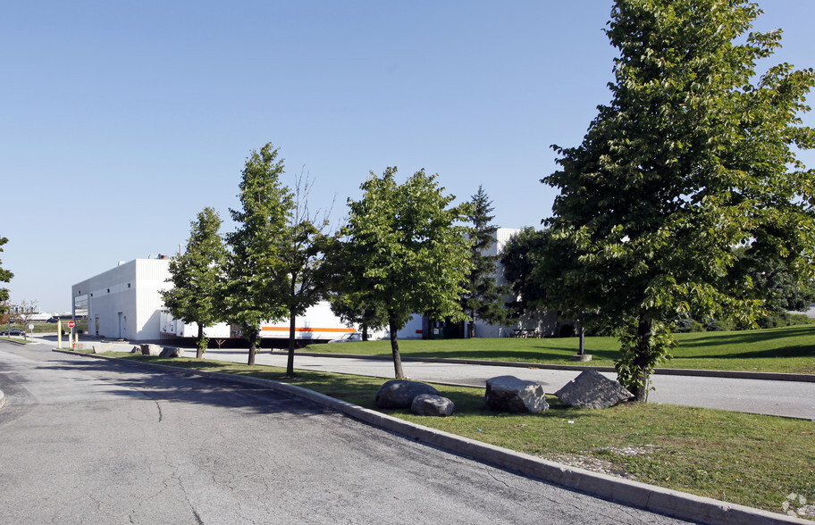 2800 Matheson Blvd E, Mississauga, ON à louer - Photo de l’immeuble – Image 2 sur 2