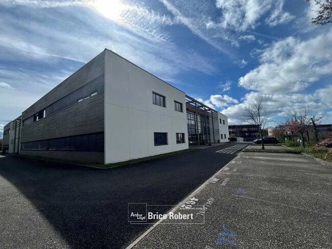 Plus de détails pour Bureau à vendre