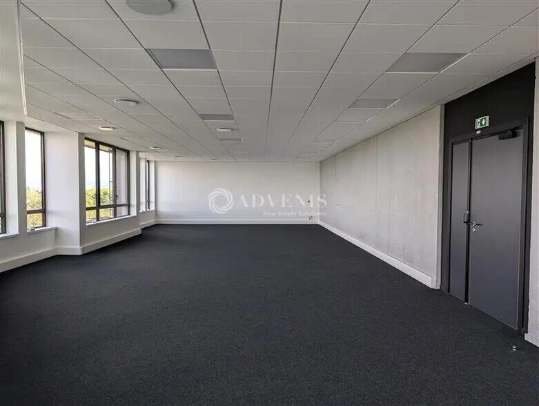Bureau dans Schiltigheim à louer - Photo de l’immeuble – Image 3 sur 10