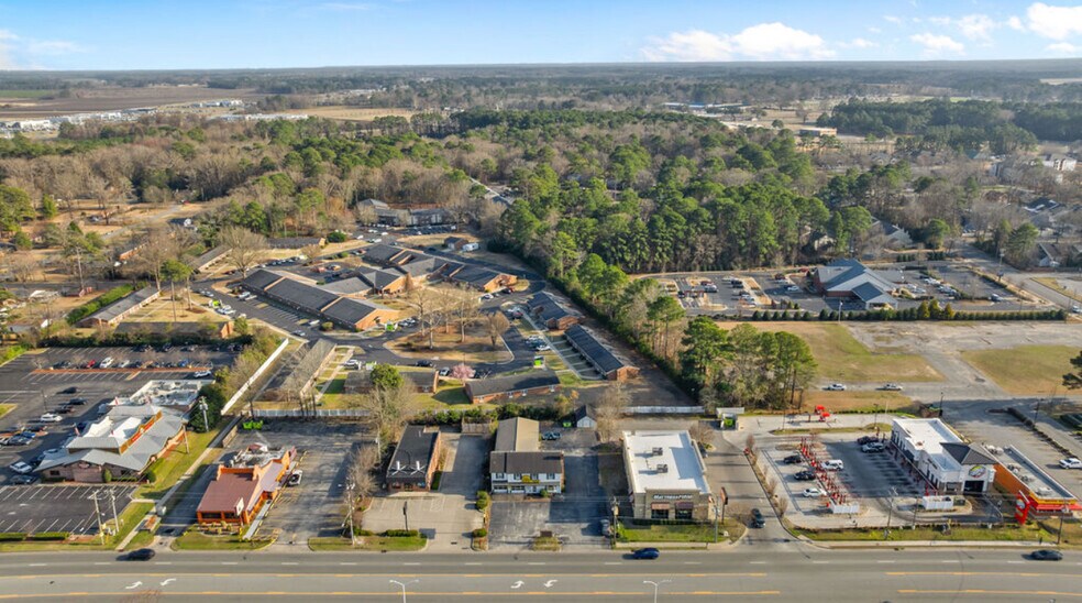 512 N Berkeley Blvd, Goldsboro, NC à louer - Photo de l’immeuble – Image 2 sur 4