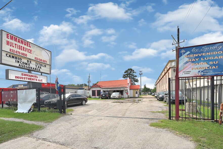 1710 Cypress Creek Pky, Humble, TX à vendre - Photo de l’immeuble – Image 1 sur 26