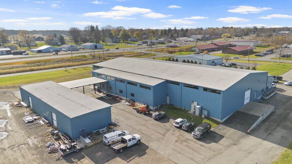 318 Timothy Ln, Ontario, NY à louer - Photo de l’immeuble – Image 1 sur 7
