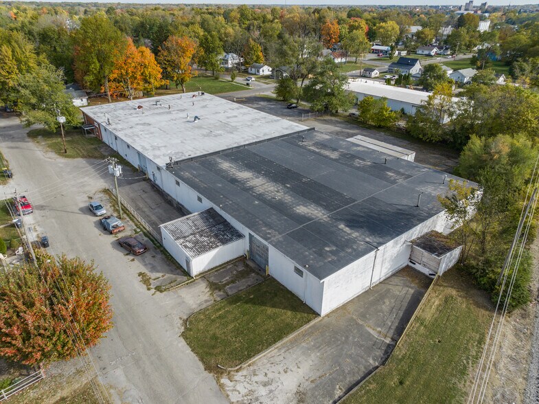1825 W 18th St, Anderson, IN à vendre - Photo de l’immeuble – Image 2 sur 28