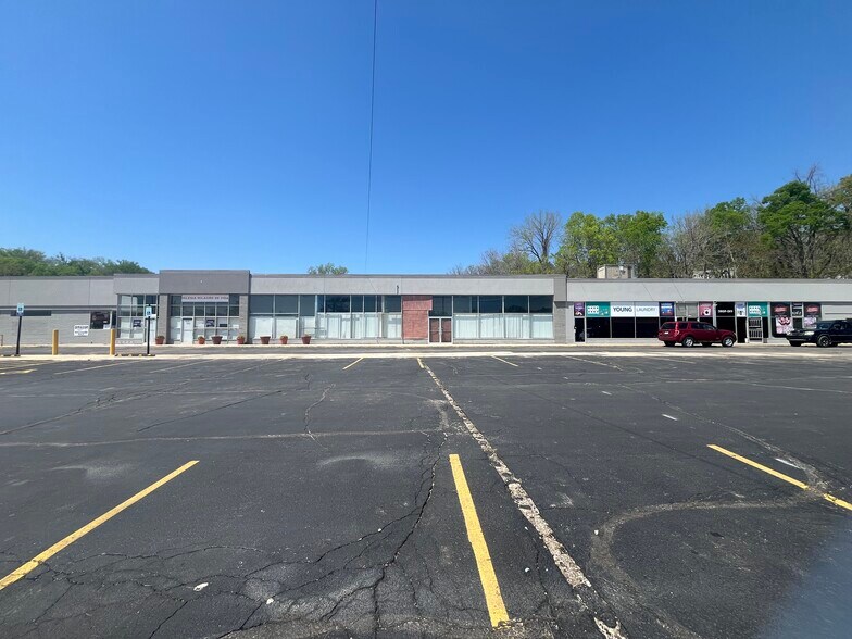 1260-1280 Merriam Ln, Kansas City, KS à louer - Photo de l’immeuble – Image 2 sur 7