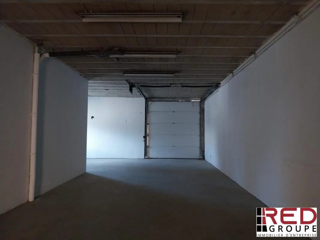 Industriel/Logistique dans Les Pennes-Mirabeau à louer Photo de l’immeuble– Image 1 sur 5