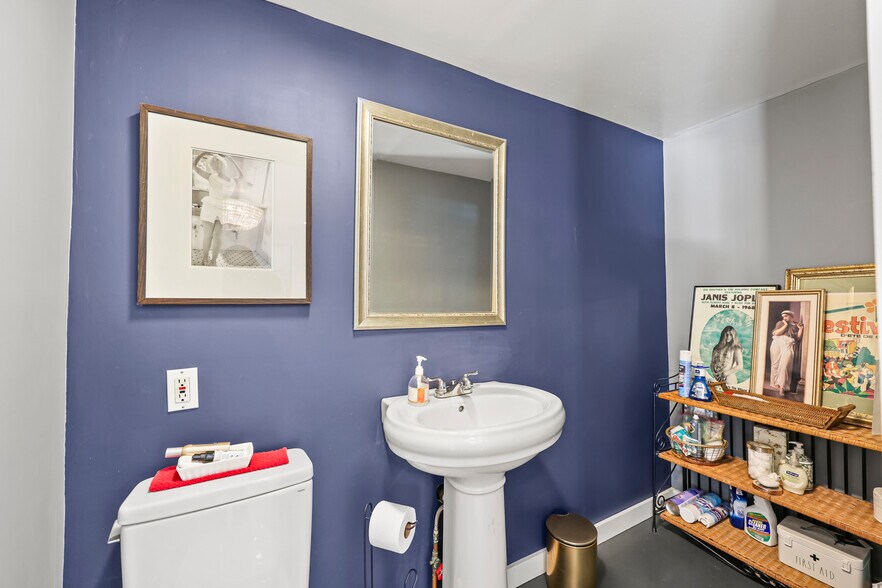 402 Park St, Great Barrington, MA à vendre - Photo de l’immeuble – Image 3 sur 12