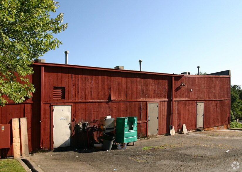 292 S Atlanta St, Roswell, GA à louer - Photo de l’immeuble – Image 3 sur 4