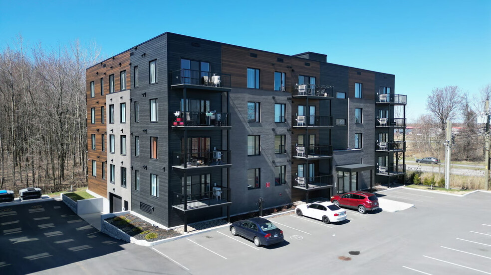 330 Du Comté, Les Coteaux, QC à vendre - Photo de l’immeuble – Image 2 sur 8