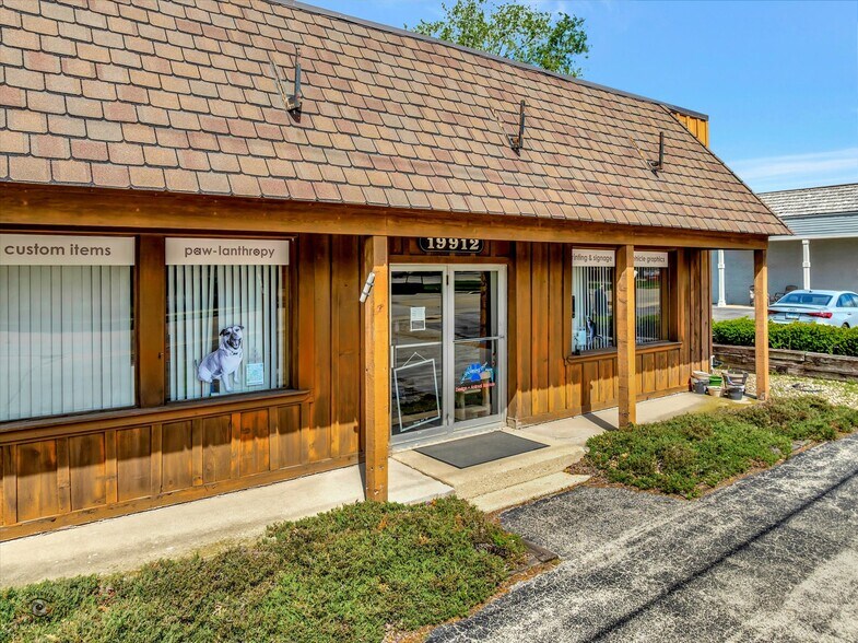 19912 Wolf Rd, Mokena, IL à vendre - Photo de l’immeuble – Image 2 sur 13