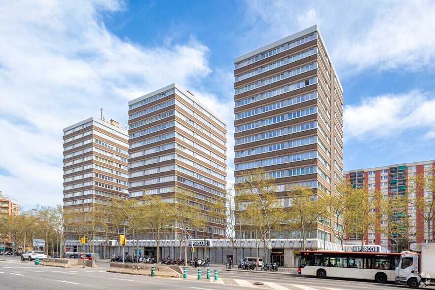 Avenida Meridiana, 350, Barcelone, Barcelona à louer - Photo de l’immeuble – Image 2 sur 5