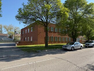 Plus de détails pour 12001 Shaker Blvd, Cleveland, OH - Bureau à vendre