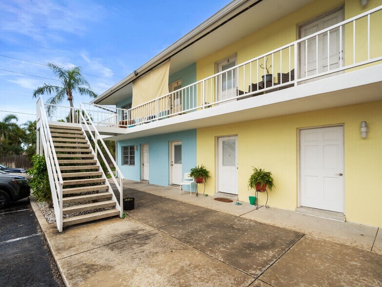 1000 Stickney Point Rd, Sarasota, FL à vendre - Photo de l’immeuble – Image 2 sur 22