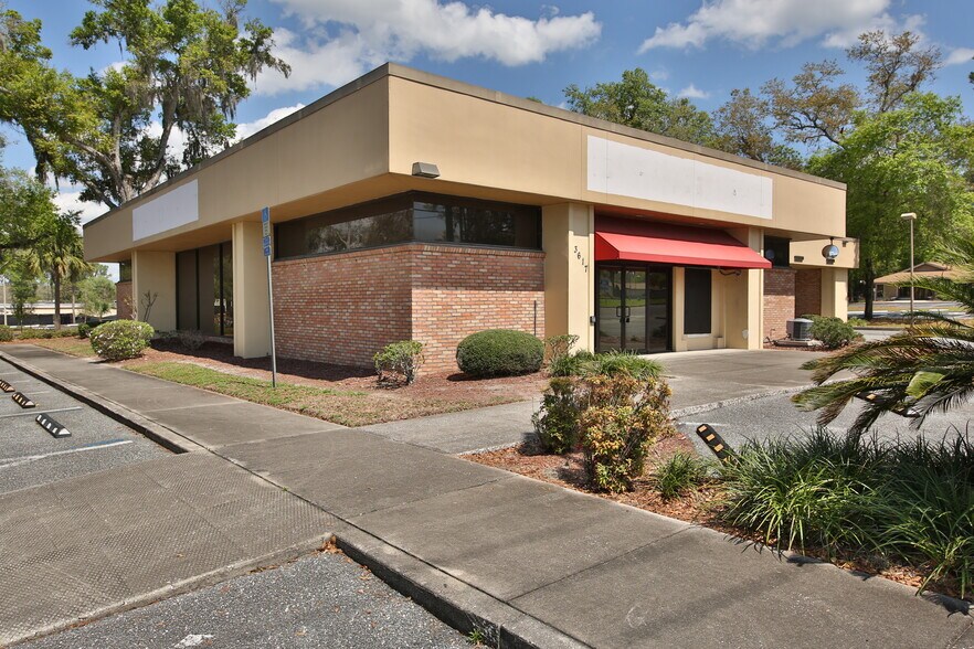 3617 NE 7th St, Ocala, FL à vendre - Photo de l’immeuble – Image 2 sur 18