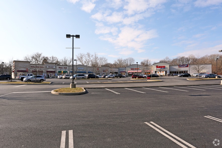 150 S Macdade Blvd, Darby, PA à louer - Photo principale – Image 1 sur 5