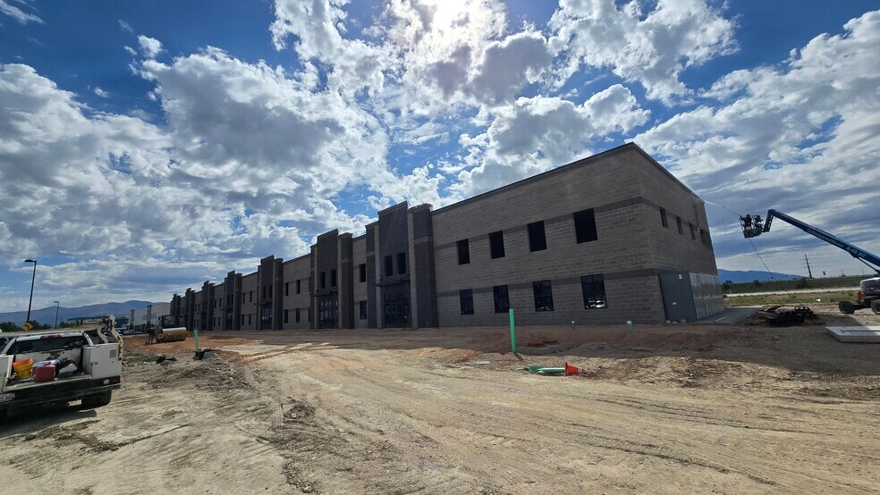 140 Apollo Rd, Salt Lake City, UT à louer - Photo de l’immeuble – Image 3 sur 11