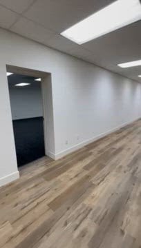 3212-3214 W Burbank Blvd, Burbank, CA à louer - Vidéo sur l’annonce professionnelle – Image 2 sur 27