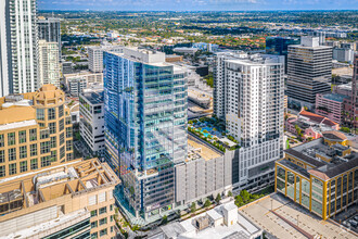 201 E Las Olas Blvd, Fort Lauderdale, FL - VUE AÉRIENNE  vue de carte - Image1