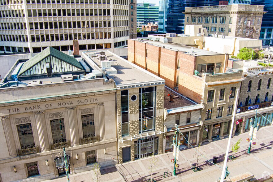 129 8th Ave SW, Calgary, AB à louer - Aérien – Image 2 sur 4