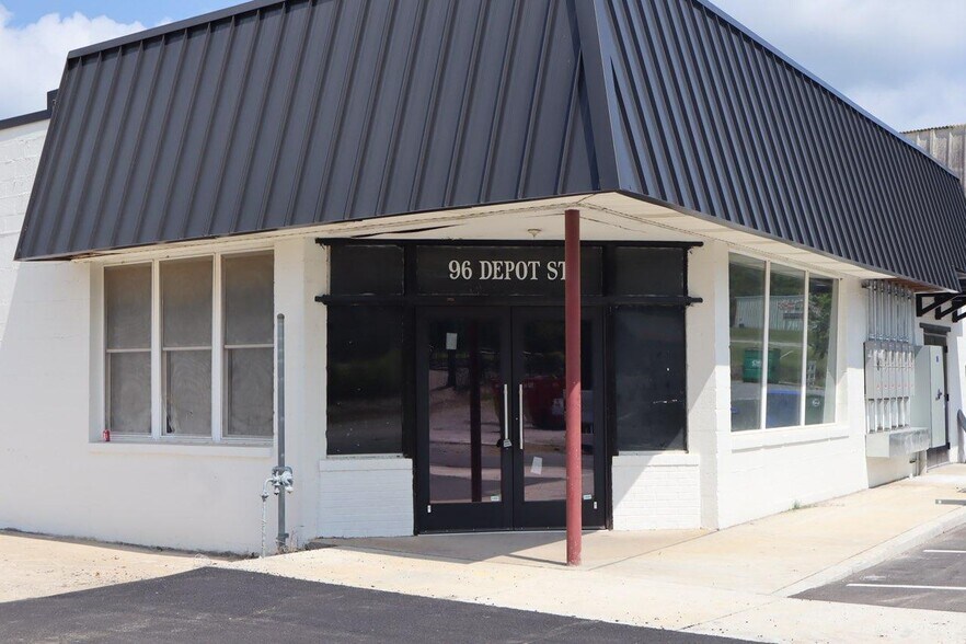 96 Depot St, Ringgold, GA à louer - Photo de l’immeuble – Image 3 sur 5