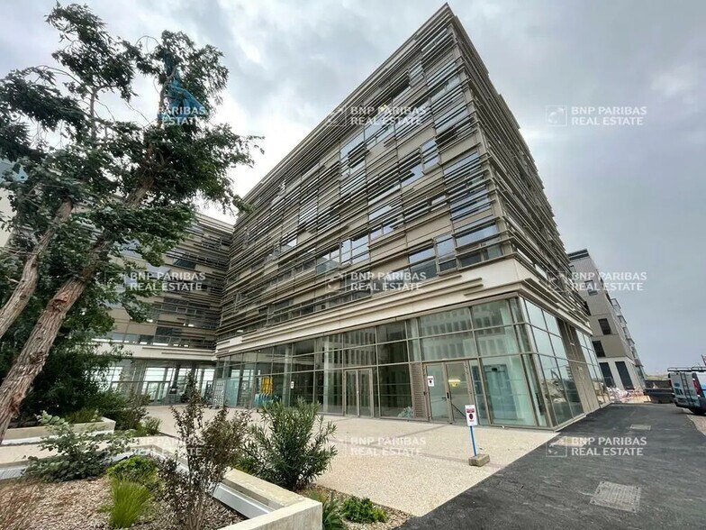 Local commercial dans Montpellier à louer - Photo de l’immeuble – Image 1 sur 19