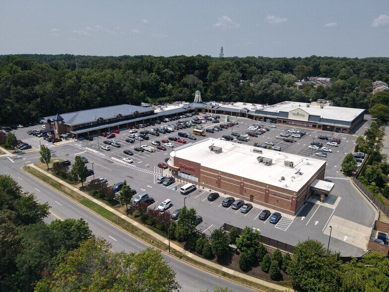 1238 Bay Dale Dr, Arnold, MD à louer - Photo de l’immeuble – Image 2 sur 9