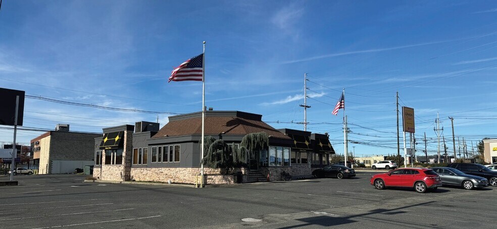 2466 Route 22, Union Township, NJ à louer - Photo de l’immeuble – Image 3 sur 5