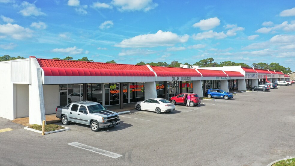 10421-10459 US Highway 19, Port Richey, FL à louer - Photo de l’immeuble – Image 2 sur 2