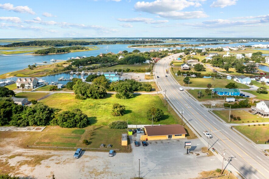 406 Cedar Point Blvd, Cedar Point, NC à vendre - Aérien – Image 3 sur 5