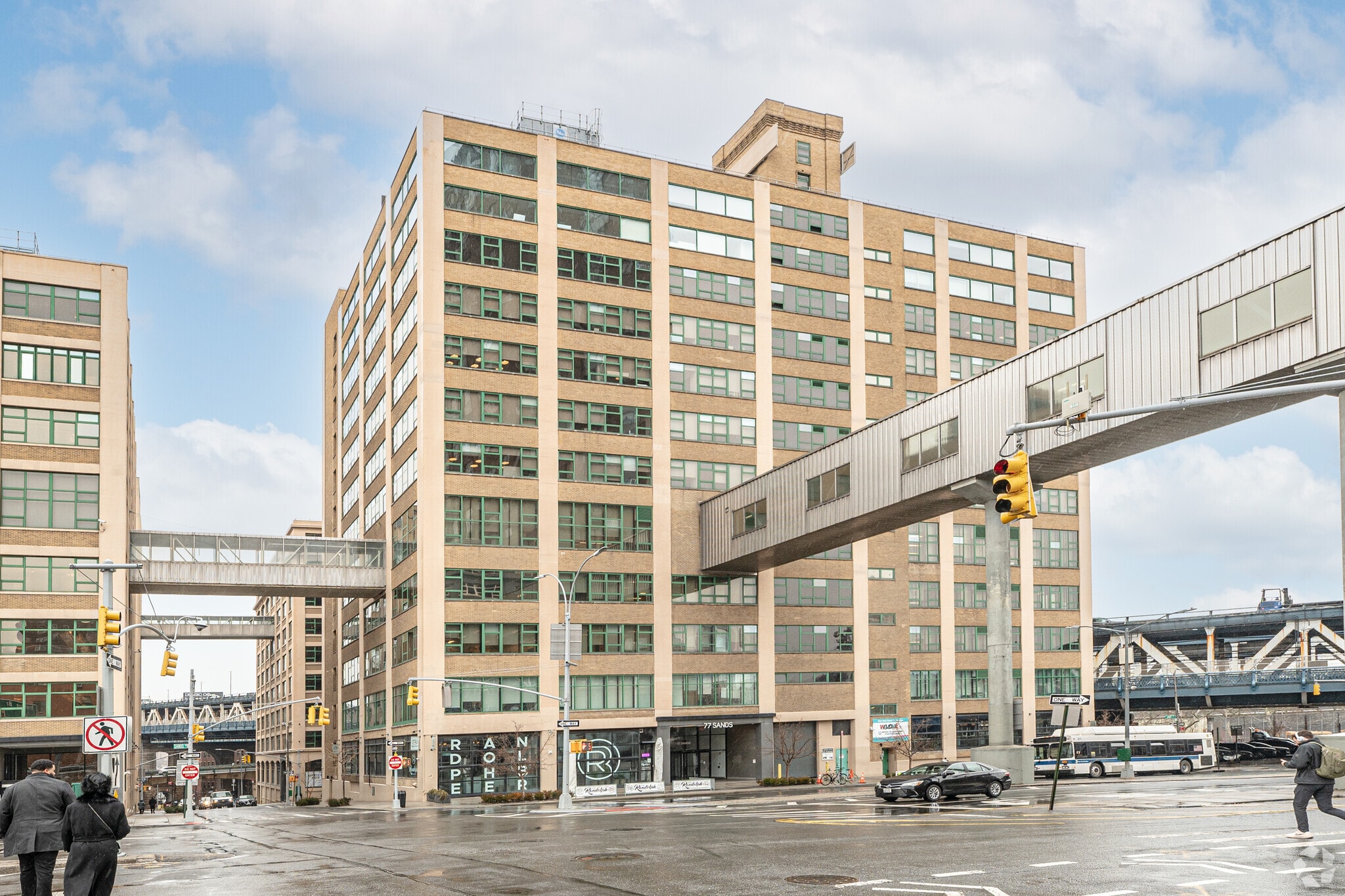 77 Sands St, Brooklyn, NY à louer Photo principale– Image 1 sur 5