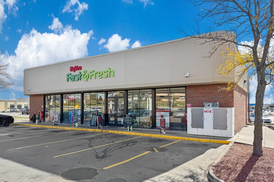 Hy-Vee Investment Portfolio portefeuille de 2 biens à vendre sur LoopNet.fr - Photo de l’immeuble – Image 2 sur 3