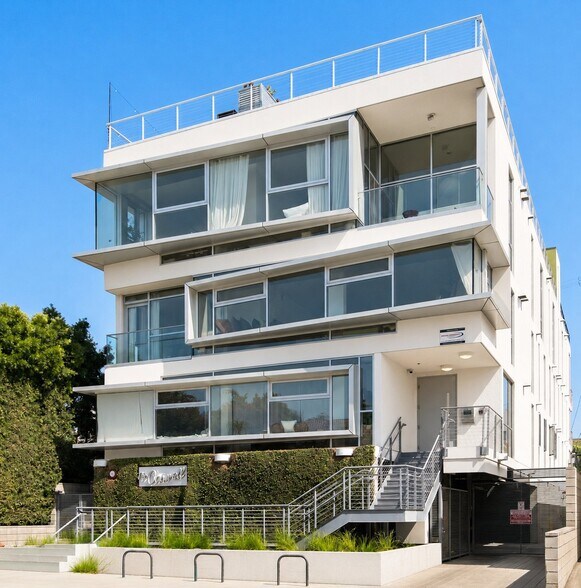 12770 Caswell Ave, Los Angeles, CA à vendre - Photo de l’immeuble – Image 2 sur 47