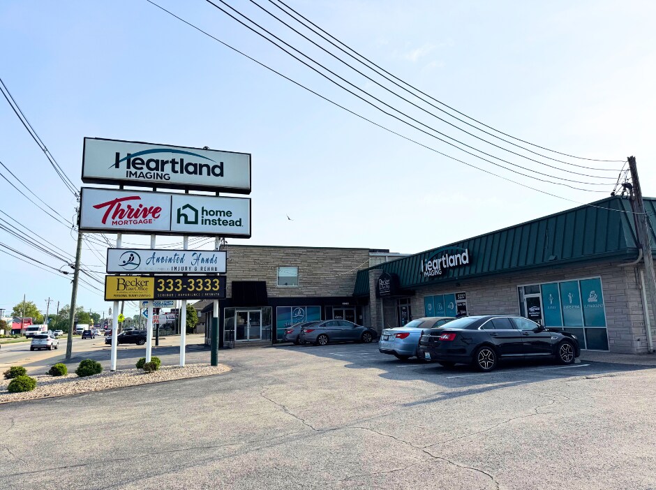 5223-5227 Dixie Hwy, Louisville, KY à louer Photo principale– Image 1 sur 7