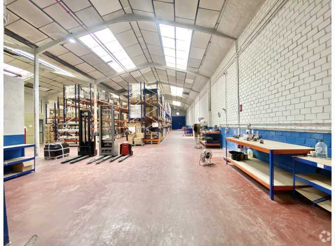 Industriel/Logistique dans Torrejón de Ardoz, Madrid à vendre Photo de l’immeuble– Image 1 sur 69
