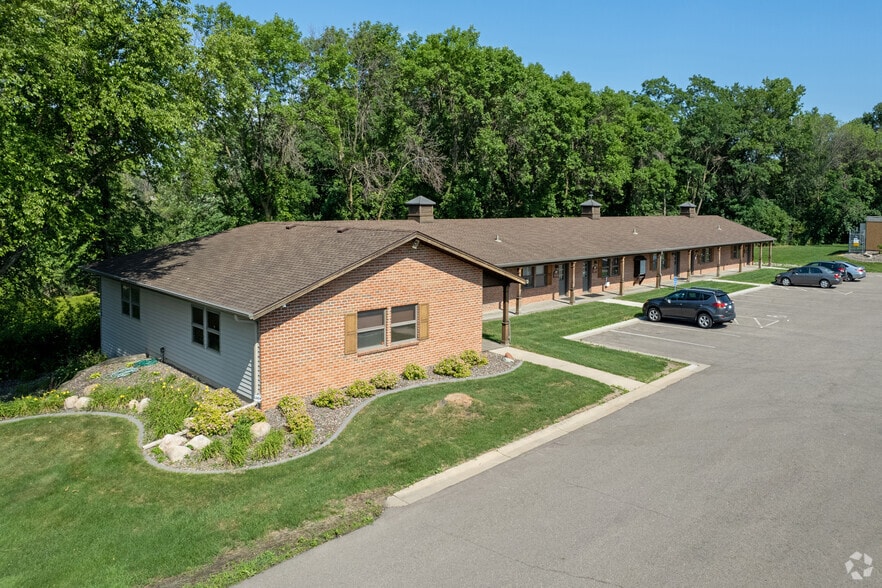 5 County Road B E, Saint Paul, MN à louer - Photo de l’immeuble – Image 2 sur 4