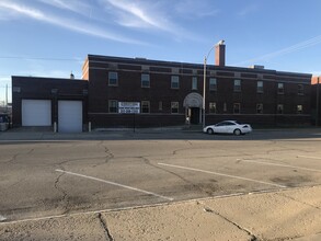 137 E Washington St, Shelbyville, IN à louer Autre– Image 2 sur 42