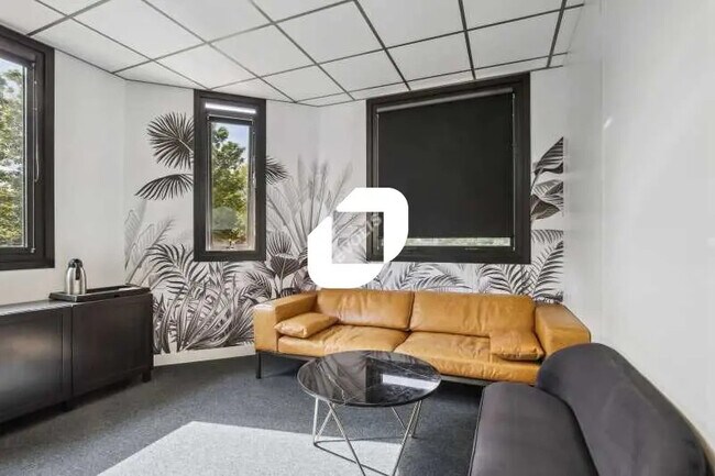 Plus de détails pour Bureau à louer