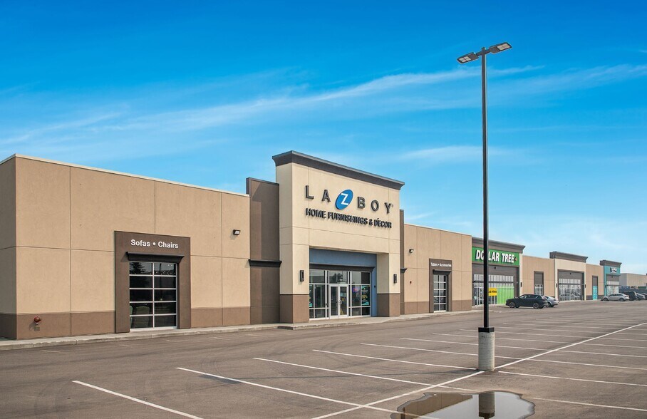 116 Marquis Dr W, Saskatoon, SK à louer - Photo de l’immeuble – Image 3 sur 11