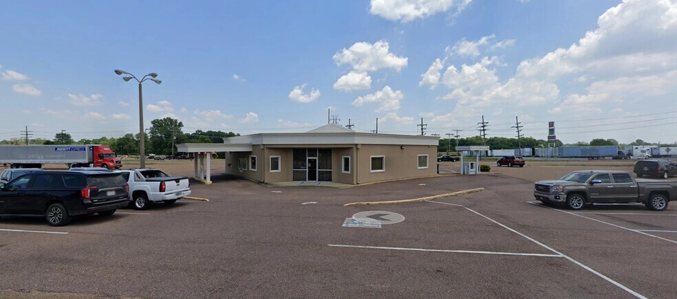 120-144 Norfleet Dr, Senatobia, MS à louer - Photo de l’immeuble – Image 3 sur 7