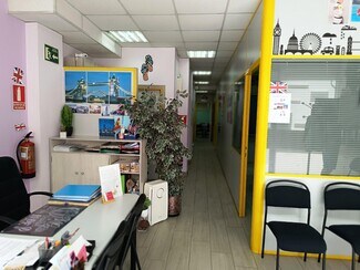 Plus de détails pour Local commercial à louer