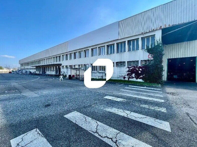 Bureau dans Saint-Priest à louer - Photo de l’immeuble – Image 2 sur 27