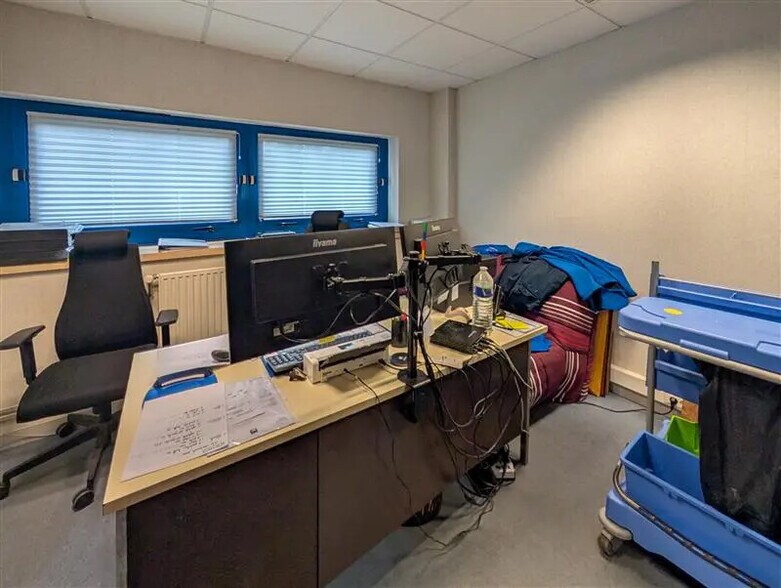 Bureau dans Saint-Malo à louer - Photo de l’immeuble – Image 3 sur 5