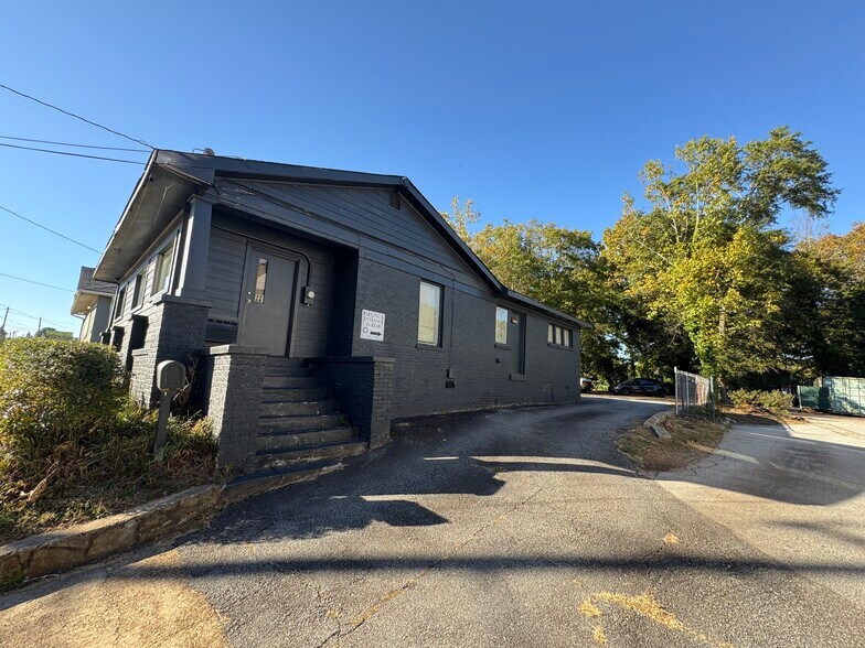 1387 Cleveland Ave, Atlanta, GA à vendre - Photo de l’immeuble – Image 2 sur 8