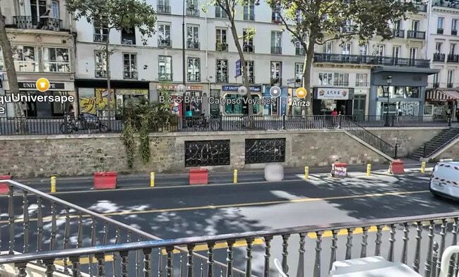 Plus de détails pour Local commercial à louer