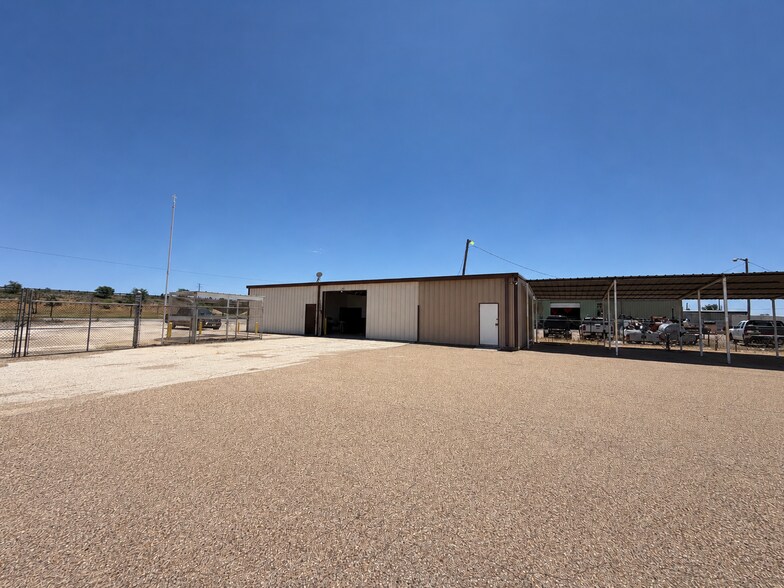 2006 Kings Hwy, Snyder, TX à louer - Photo de l’immeuble – Image 3 sur 13