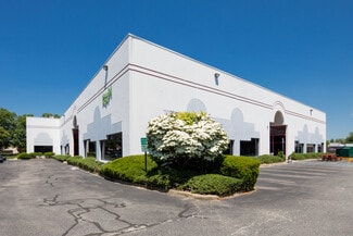 Plus de détails pour 115 Bi-County Blvd, Farmingdale, NY - Industriel/Logistique à louer