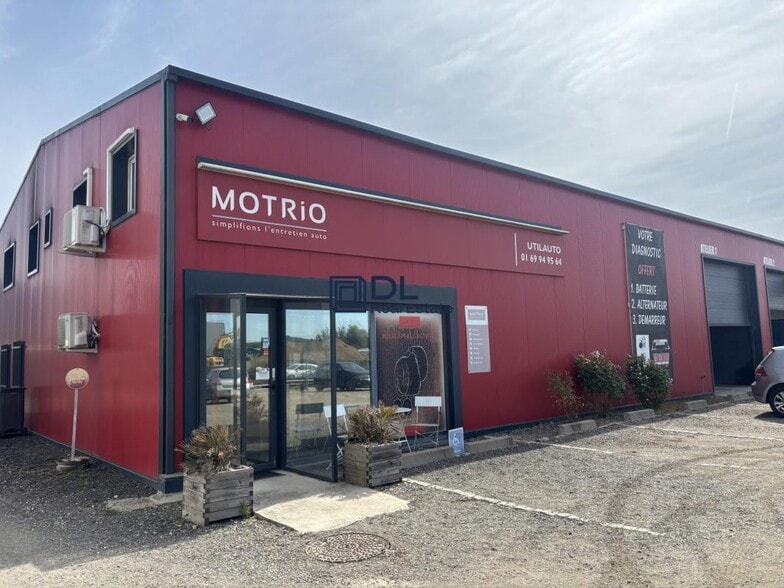 dans Arpajon à vendre - Photo de l’immeuble – Image 2 sur 12