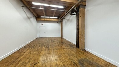 1200 W 35th St, Chicago, IL à louer Photo intérieure– Image 1 sur 2