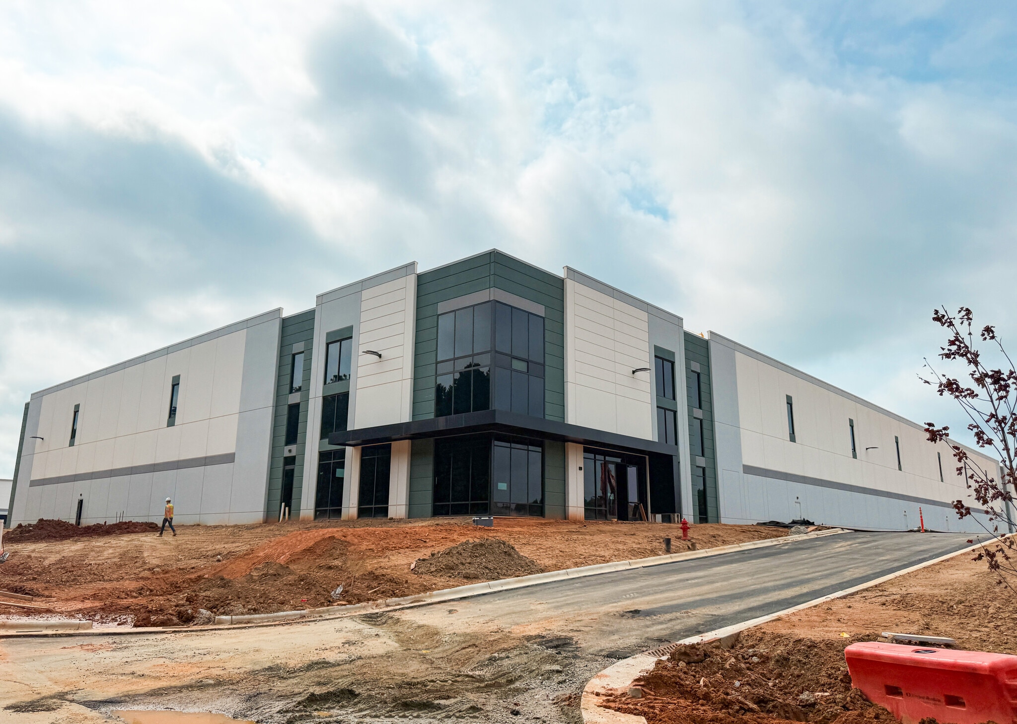 2405 Innovation Loop, Youngsville, NC à louer Photo de l’immeuble– Image 1 sur 5