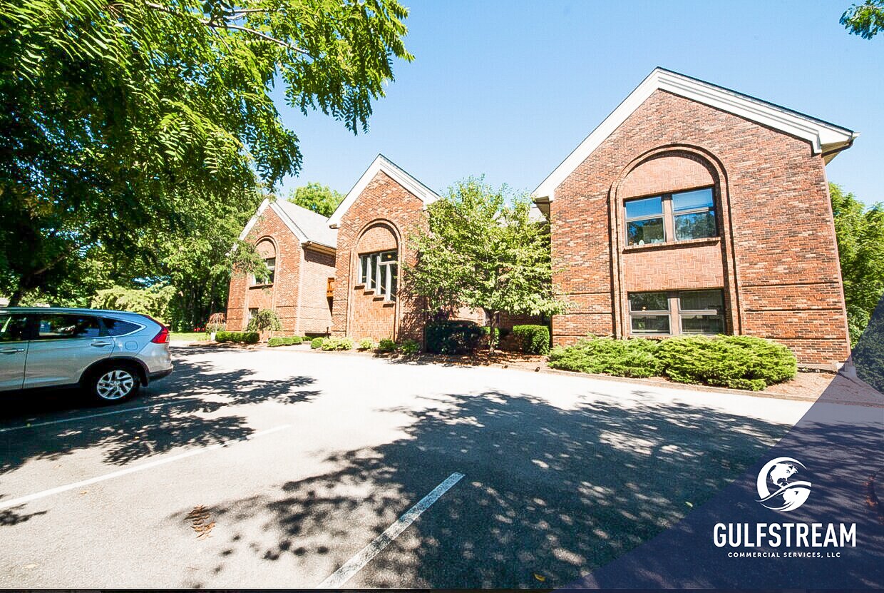 3001 Taylor Springs Dr, Louisville, KY à louer Photo de l’immeuble– Image 1 sur 26